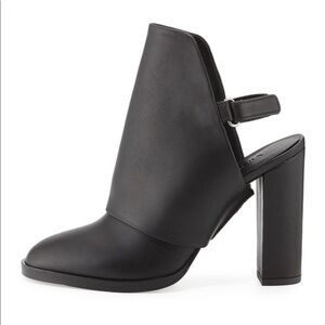 Vince Jody Open Sling‎back Shield Bootie